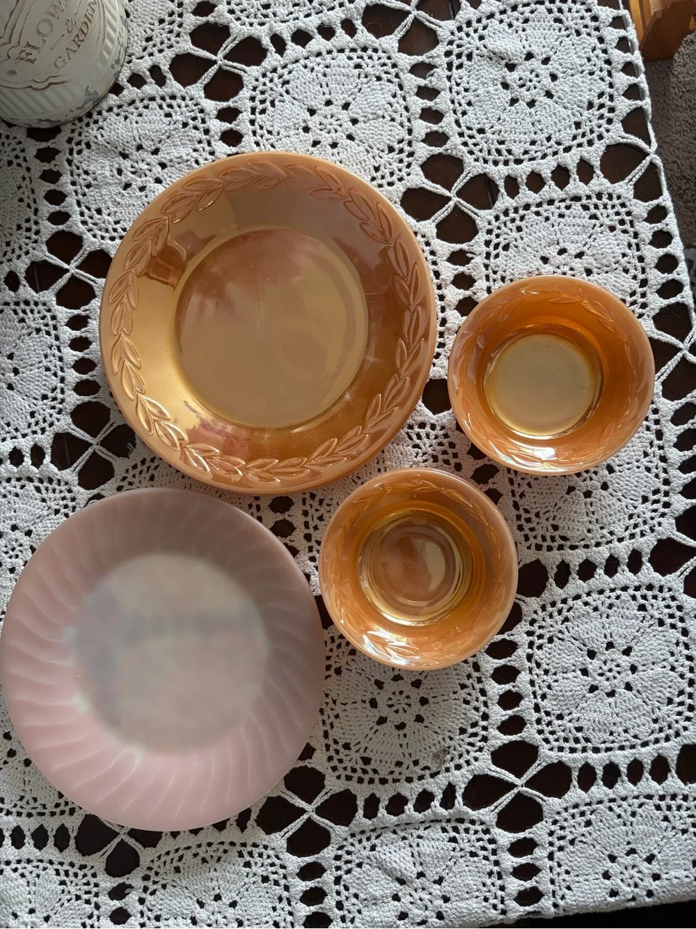 Fire King Peach Luster Laurel 4 Dessert Bowls/2 Plates/ 1 Pink Swirl